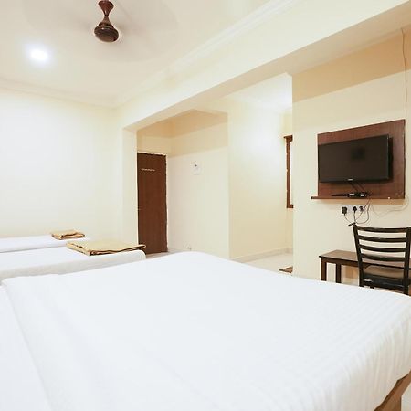 Hotel Della Comfort Near Ambreshwar Shiv Mandir, Ambernath Amarnāth Exteriér fotografie