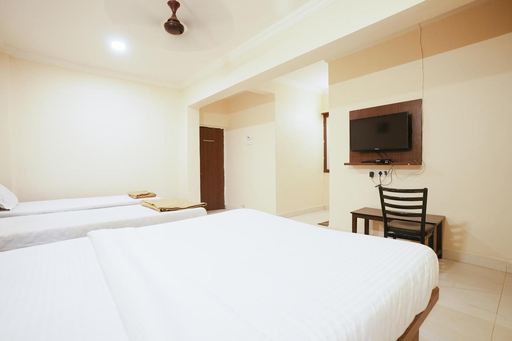 Hotel Della Comfort Near Ambreshwar Shiv Mandir, Ambernath Amarnāth Exteriér fotografie