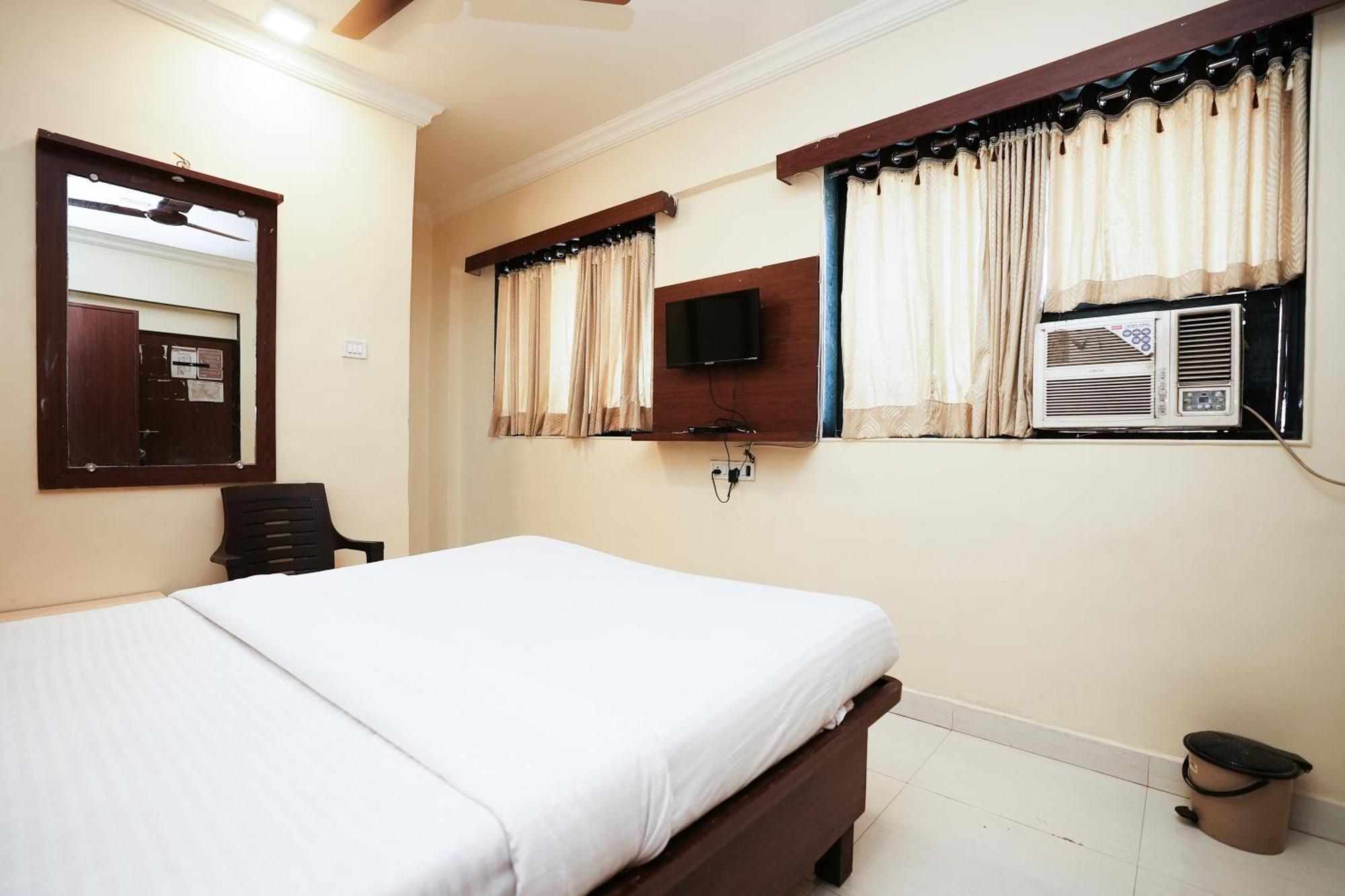 Hotel Della Comfort Near Ambreshwar Shiv Mandir, Ambernath Amarnāth Exteriér fotografie